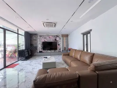 Villa cho thuê ở Phía Bắc Nha Trang – 8 phòng ngủ, 90 triệu VND/tháng