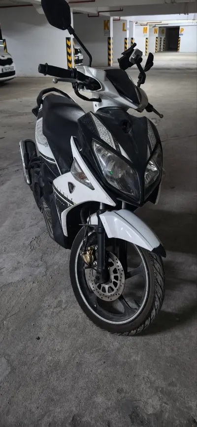 Xe máy Yamaha Nuovo 4 – 2011, 132cc – Cần sửa chữa hoặc dùng làm linh kiện – 5 triệu VND