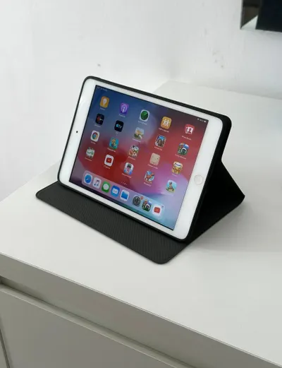 Bán iPad Mini 2 – 32GB – Wi-Fi + 4G SIM – Tình trạng tốt – Kèm sạc và ốp lưng