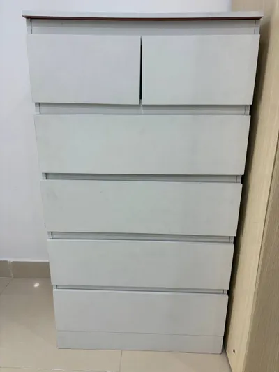 出售梳妆台和头盔