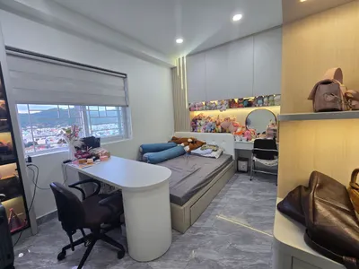황퀀 완전 가구 비치 아파트 – 해양 전망, 66m², 월 1,500만 VND