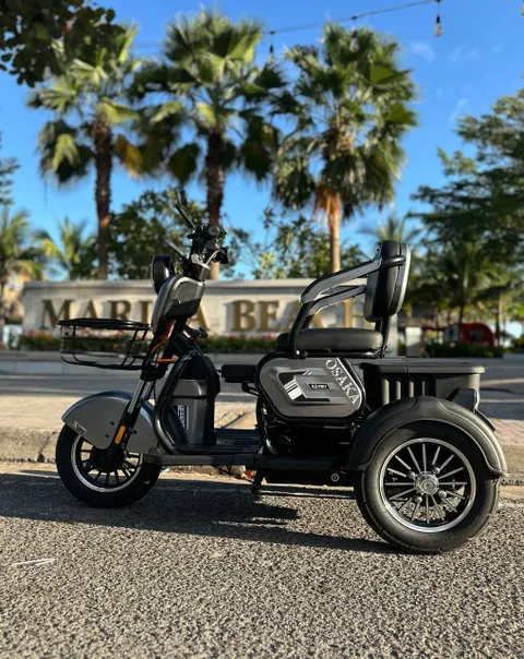 Electric Three-Wheel Bike Rental in Nha Trang – No License Required