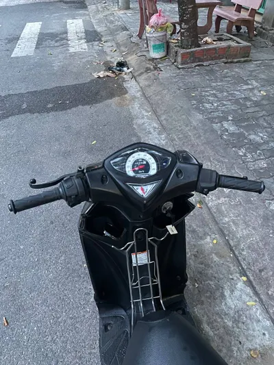 Suzuki Hayate 125 Motorcycle 2014 – Used, Reliable, with Helmet, 5.5 Million VND