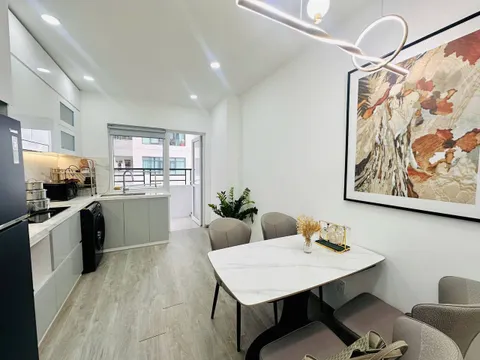 2-Bedroom Apartment in Oceanus – Sea View – Fresh Renovation