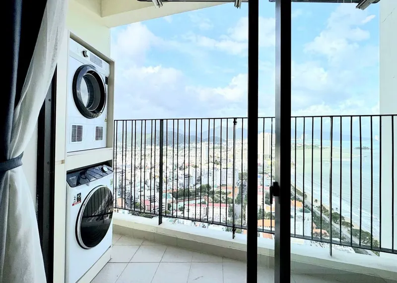 Gold Coast 2-bedroom sea-view apartment for rent, 29.5M VND/month — 3/9
