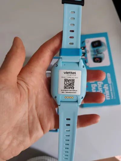 New kids' GPS smartwatch for sale — 2/6
