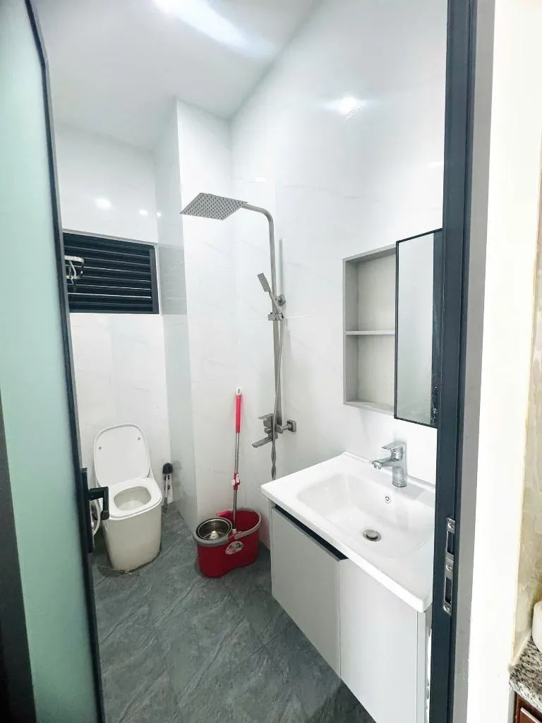 Studio Apartment in Nam Vinh Hai – 7.5M VND/month