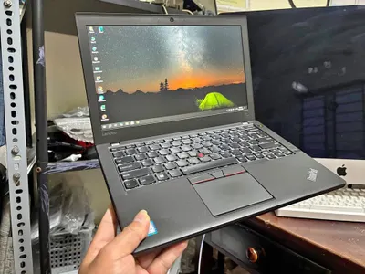 Lenovo ThinkPad X260 노트북 판매, i7 / 8GB / 256GB SSD