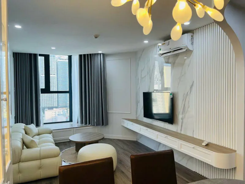 2-Bedroom Furnished Corner Apartment HUD Building – 23M VND/month