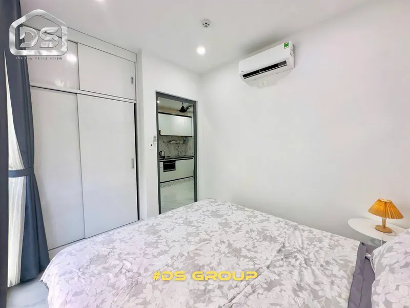 Pet-friendly 1-bedroom apartment with balconies in Ha Quang 2