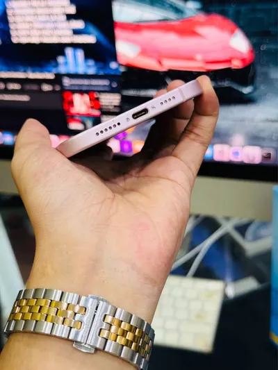 iPhone 15 Plus Pink 128GB, international version, 12.99M VND — 8/9