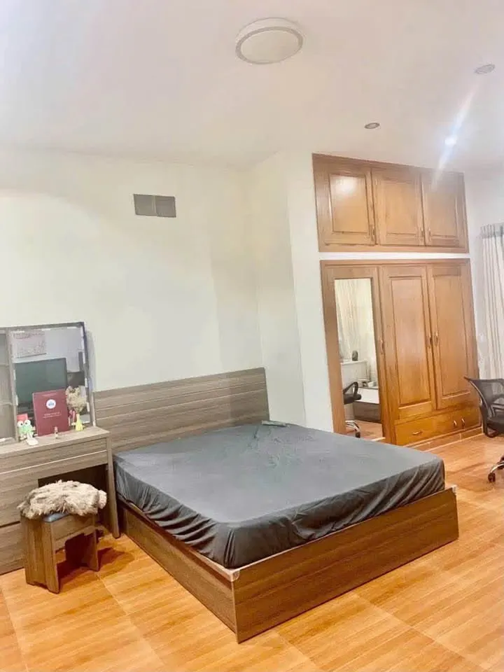 Furnished front-facing house for rent on Hoang Van Thu, 24M VND/month — 8/8