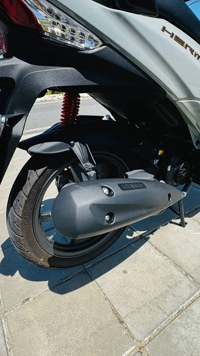 Kymco Hermosa 50cc FI 2026 scooter for sale — 5/10