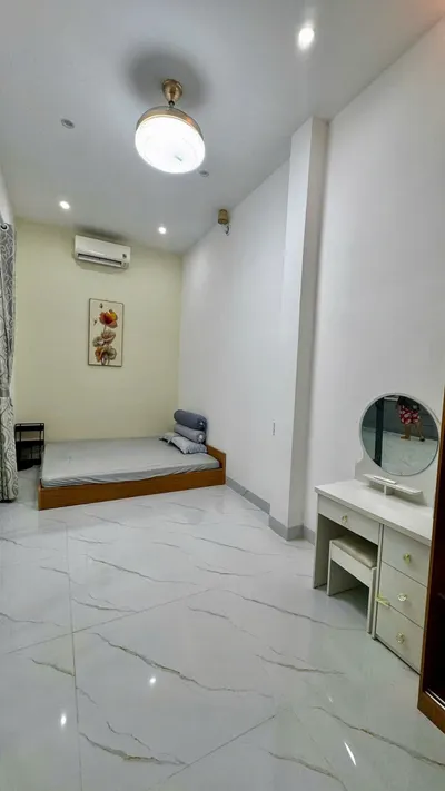 出租位于Hòn Rớ 1的3层住宅，5间卧室 — 2/4