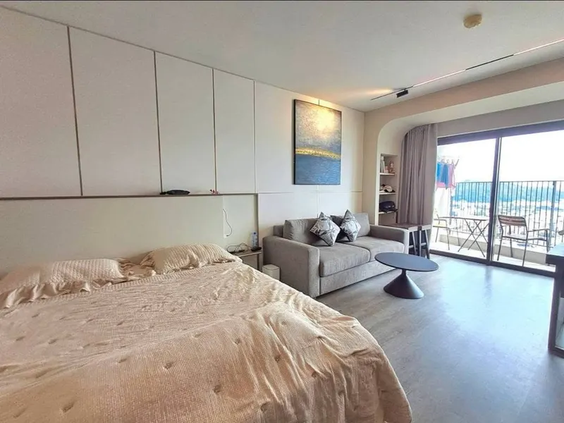 Apartment with Sea View on Gold Coast – 18M VND/month