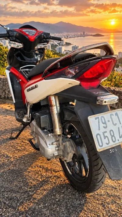 Honda Air Blade 108cc scooter for sale, 8M VND — 2/4
