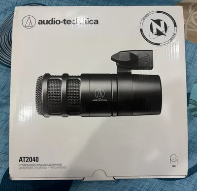 Micro Audio-Technica AT2040 XLR – Mới trong hộp