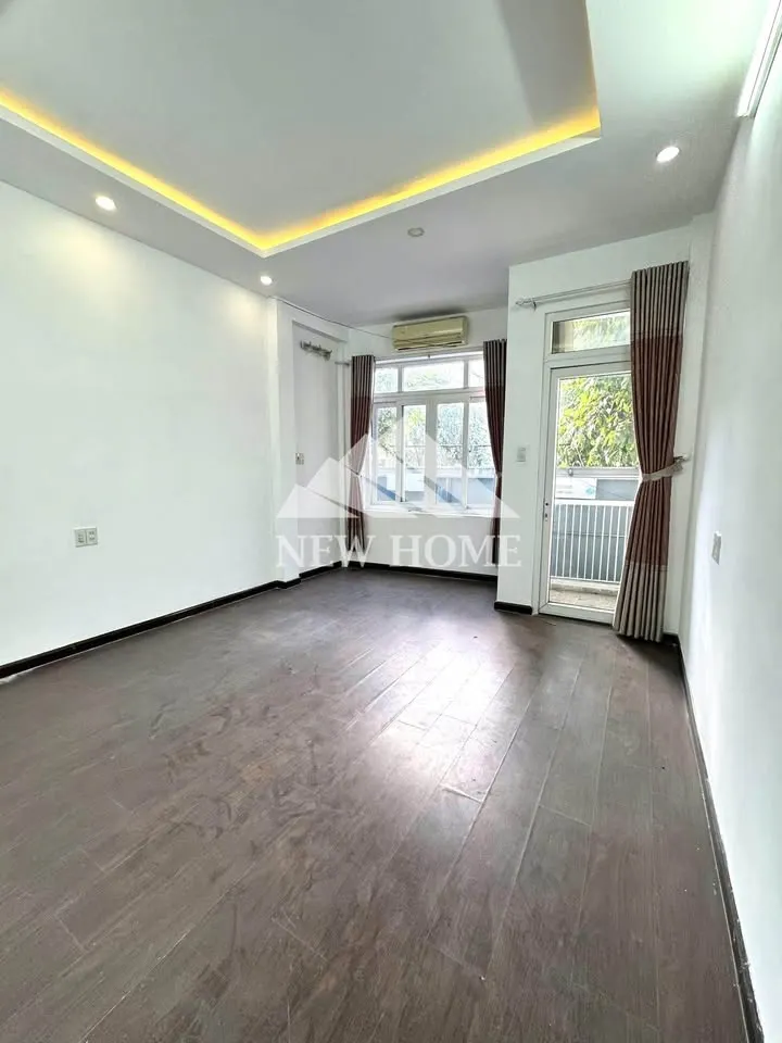 Whole house for rent on Nguyễn Thị Minh Khai, 45M VND/month — 4/5