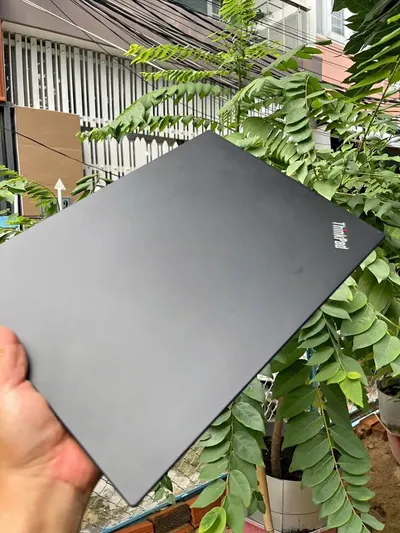 Lenovo ThinkPad E490 laptop, 5.5M VND