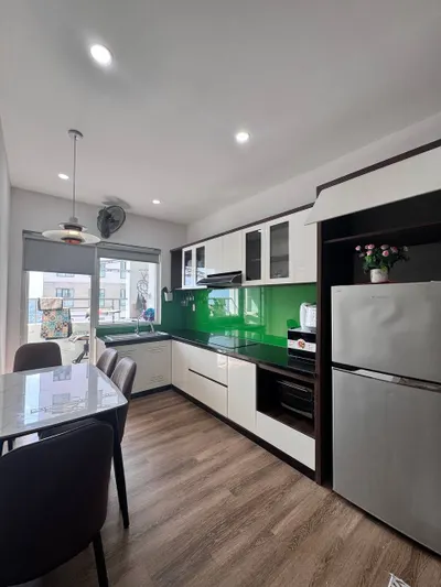 3-Bedroom Corner Apartment in OC2A Tower – 17M VND/Month