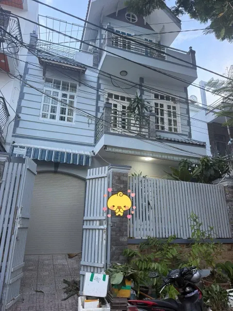 Whole 3-storey house for rent near Ba Làng Market, north Nha Trang
