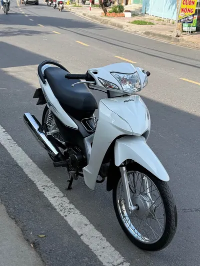 Honda Wave motorbike for sale, 14.5M VND — 4/10