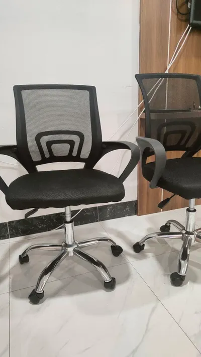 Bundle of household items and computer desk for sale