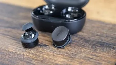 Bose QuietComfort Earbuds – Top Sound, Active Noise Cancellation