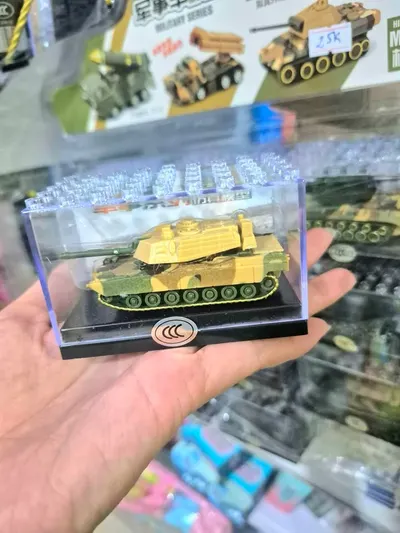 Military die-cast toy vehicle, 25,000 VND each — 2/6