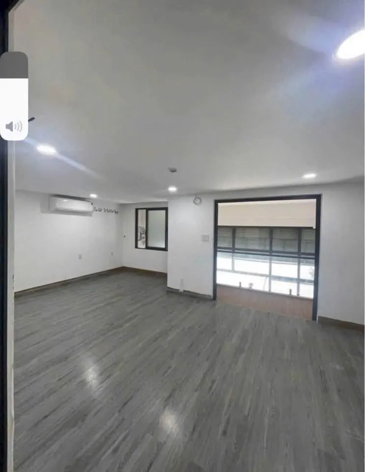 Shophouse for rent on Tố Hữu road, Phước Hải, 27M VND/month — 2/5