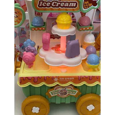 Ice cream cart toy set, 220,000 VND (with battery) — 8/9