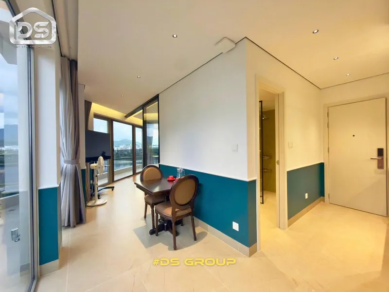 Luxury 1-bedroom apartment with river and mountain view, Ha Quang 2
