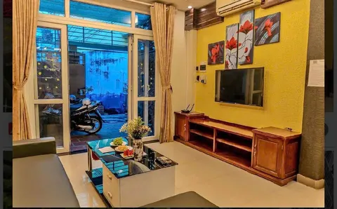 5-bedroom house for rent in Phố Tây, 27M VND/month