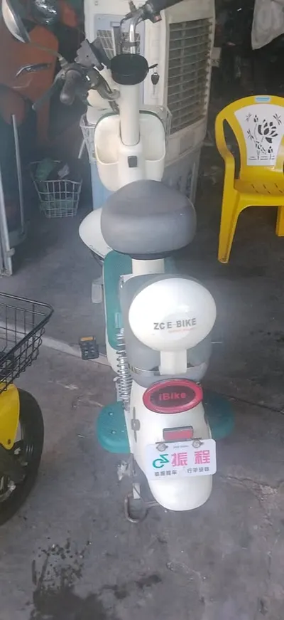 Two electric scooters for sale, 2.8M VND each — 4/4