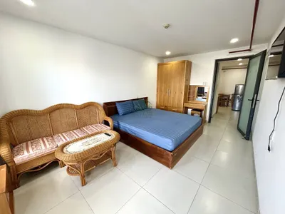2-bedroom apartment in central Nha Trang (GO! area), 8M VND/month — 2/9