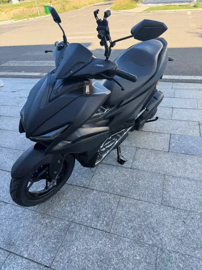 Yamaha NVX 155 (2017) scooter for sale — 3/5