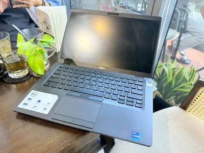 Dell Latitude E5401 笔记本电脑，i7-9850H，8GB 内存，256GB SSD — 2/4
