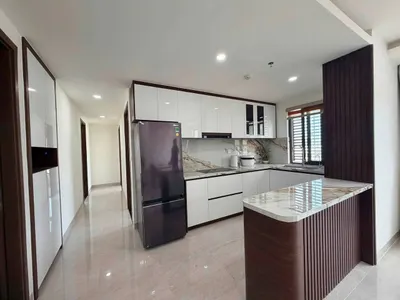 3-Bedroom Apartment, West Nha Trang – 18M VND/month, New, Furnished, Sea-view Balcony