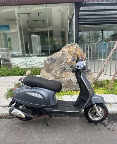 Roma SE 50cc Scooter – 2021, Disc Brakes, LED Lights — 3/4