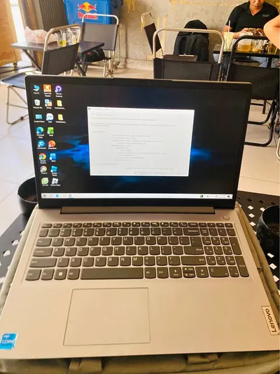 联想笔记本电脑，适用于办公，Core i5，8GB内存，256GB固态硬盘