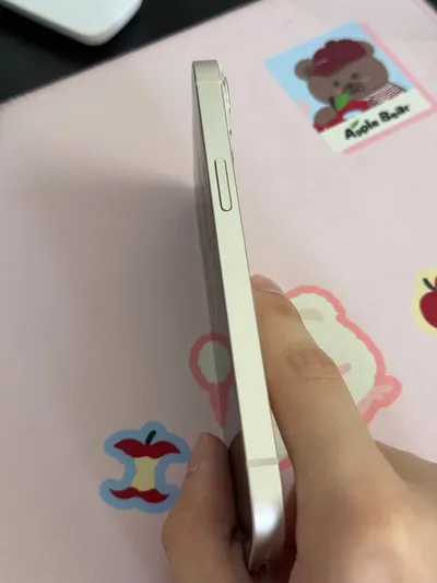 iPhone 13 128GB Starlight for sale — 4/7