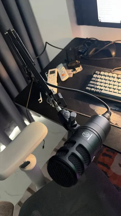 Micro Audio-Technica AT2040 XLR – Mới trong hộp — 2/3