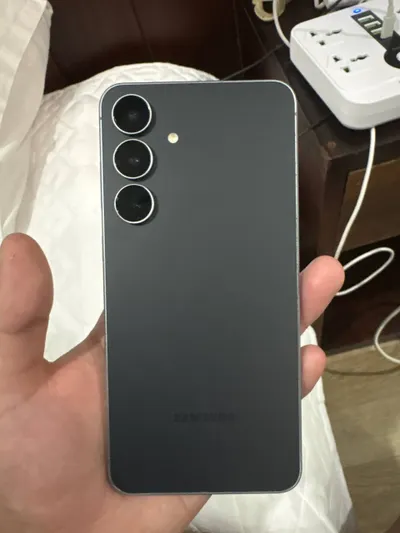 Samsung Galaxy S25 FE 128 GB kèm hộp — 3/5
