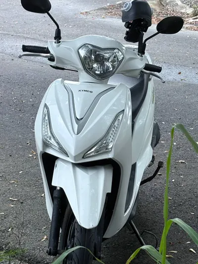 Kymco Candu Hermosa 50cc scooter, 2021 — 3/4