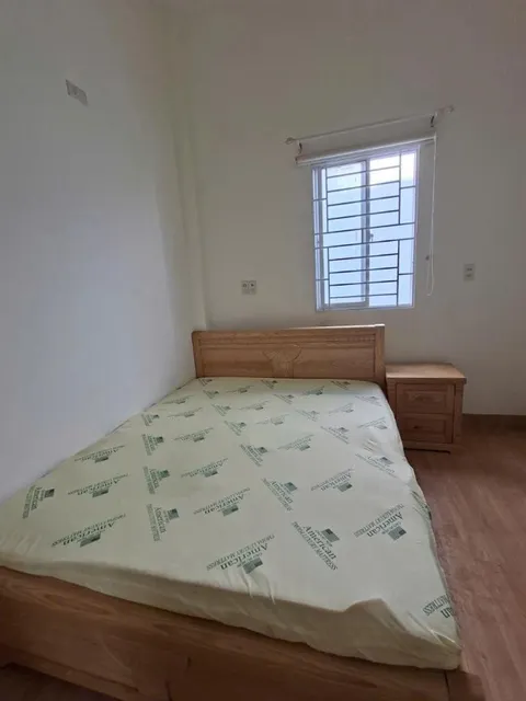 3-bedroom house for rent, Nguyen Du, city centre