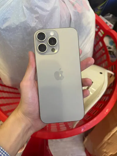iPhone 16 Pro Max 256GB (SIM+eSIM), 21,500,000 VND