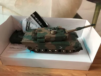 New sealed remote-control tank toy — 7/8