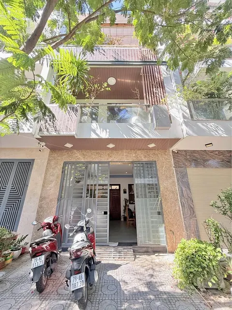 4-bedroom full house for rent in Ha Quang 2, 30M VND/month