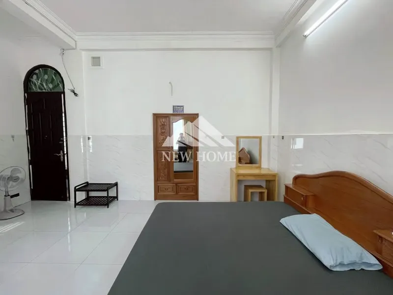 Studio apartment for rent in Vĩnh Hải, 5M VND/month — 7/8