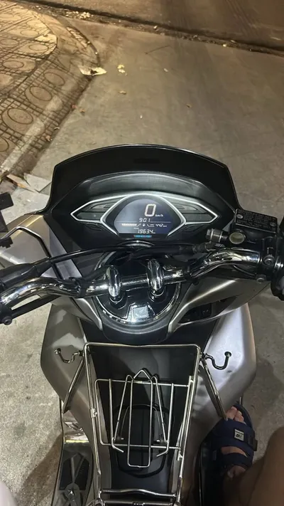 出售本田 PCX 150（2018年）踏板摩托车 — 2/3